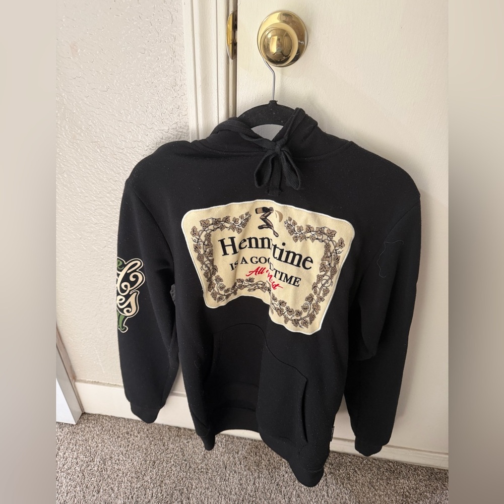 Henn Time Black Hoodie